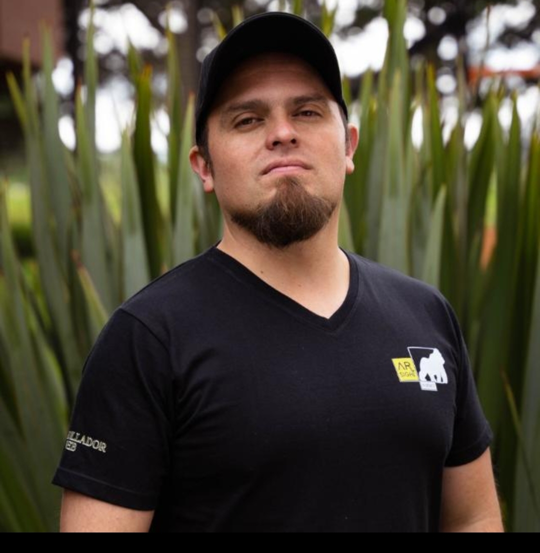 Juan Malpica, Fundador de AIgenzy